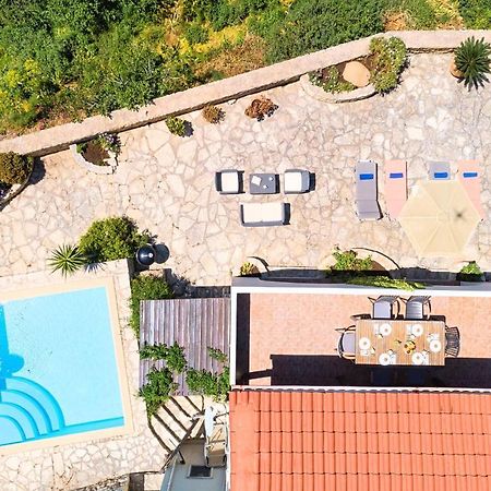 Du Lac Villas Kournás Exterior foto
